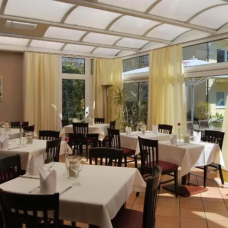 Hotel Strandhotel Eldena 3*